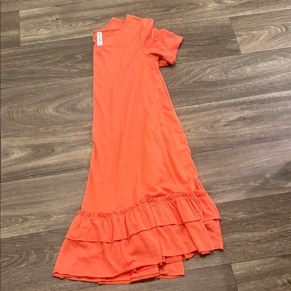 Zenana Outfitters Vibrant Orange Top - Picture 3 of 3